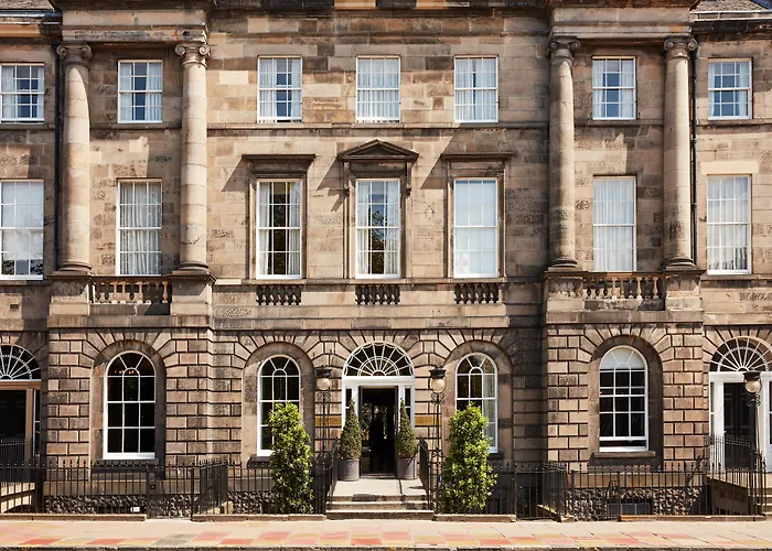Premier Hotels in Edinburgh: Unparalleled Luxury and Comfort Await You